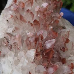 [友克鑫礦業]特價ab89約1365g白水晶 鏡鐵礦 白水晶簇 白水晶柱 水晶柱 白晶簇 赤鐵礦 紅皮水晶 原礦 歷史價格詳細信息