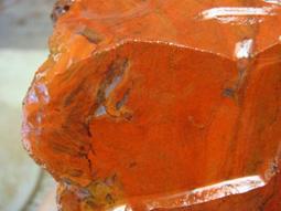 《紀老師的盆栽與收藏》天然優質全紅~新疆彩玉方形印章&rarr;181-W24   ※天然玉石有與生俱來的--正能量! 歷史價格詳細信息