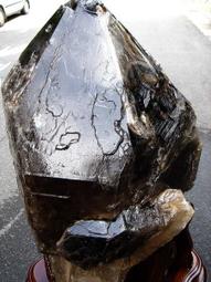 ~shirley水晶~大風洞~巴西含鈦紫水晶洞~31.4公斤~身形端正~藏風聚氣~招財納祥~低價起標! 歷史價格詳細信息