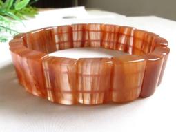 天然黃兔毛順發手鐲 晶體清透 有碎冰冰棉裂 有一處小礦坑 歷史價格詳細信息