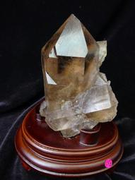 ~shalin-crysta~夢幻骨幹水晶~136公克(2)~雙尖綠色亮皮稀有~主正財~含綠幽~低價起標! 歷史價格詳細信息