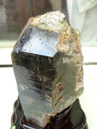 ~shalin-crysta~夢幻骨幹水晶~136公克(2)~雙尖綠色亮皮稀有~主正財~含綠幽~低價起標! 歷史價格詳細信息