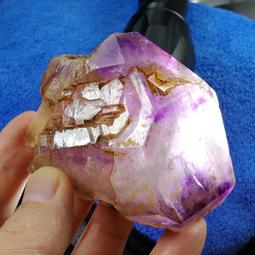 207克蒼佩室純油yan墨精品 績溪胡開文墨業有限公司蒼佩室純油yan墨，真黃，凈重207克，定版墨，尺寸：-6522 歷史價格詳細信息