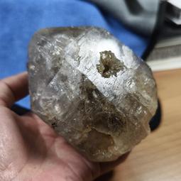 雙尖閃靈鉆水膽水晶原石礦物晶體標本 形狀獨特里面有兩處水膽晶體好天然水晶原石 重量87克 水晶 擺件 文玩 二手【紫竹齋】571 歷史價格詳細信息