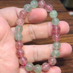 紅草莓晶手鍊～窄版~圓骨鐲~《紅33款》~手圍17號，手圍17.5號，內徑54mm寬10mm厚9mm，天然草莓水晶、圓條、細緻古典圓鐲造型！ ~{熊寶貝珠寶｝～ 歷史價格詳細信息