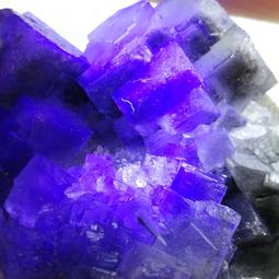 天然水晶晶簇屏風款滿晶花淡紫偏粉尺寸10*11cm重量 水晶 天然 收藏【二手】【探古齋】-653 歷史價格詳細信息