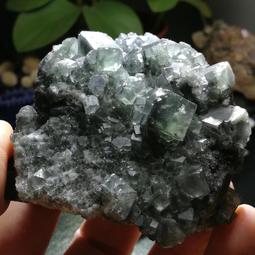 天然水晶晶簇屏風款滿晶花淡紫偏粉尺寸10*11cm重量 水晶 天然 收藏【二手】【探古齋】-653 歷史價格詳細信息