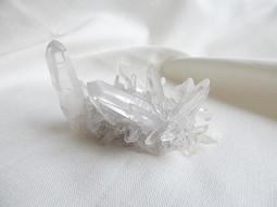 超亮美國進口CREE-T6強光變焦手電組 LED手電筒 可調五段式燈光 伸縮變焦 歷史價格詳細信息