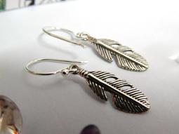 自由的飛翔金色小羽毛胸針高檔大氣胸花微鑲鋯石創意樹葉配飾3301【爆款】~定價,請咨詢yo 歷史價格詳細信息