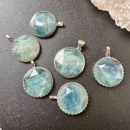 【天然藍晶石 輕飄羽毛項鍊】 純銀 水晶 銀飾 送禮 女友 學生 閨蜜 交換禮物 祕密森林 傳奇 F210【狐狸貓】 歷史價格詳細信息