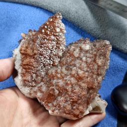 湖北 方解石內包黃銅礦 帶螢光114g*高5.3*長5.4*厚3.9公分#591 歷史價格詳細信息