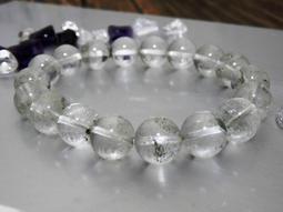 .＆紫愛水晶＆.pizza＊天然紫水晶原礦 ( 產地: 烏拉圭 ) 尺寸:約40*28*25(mm) 重約37.2g 歷史價格詳細信息