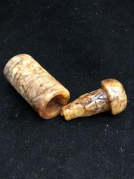 {水噹噹有夠豪}~和闐A老玉管 出土老貨~特價七天 歷史價格詳細信息