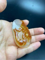 【御寶齋】--｛蝴蝶珮福到眼前｝--和闐灑金沁、玉質油潤．．// 廣告價第一標 //K-55 歷史價格詳細信息