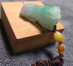 翡翠A貨 唐馬 高糯 有脂光 透度標準2.8 飄綠花唐馬 可鑲嵌 可配戴設計 可珠寶設計 項鍊 掛牌 配件 配飾 歷史價格詳細信息