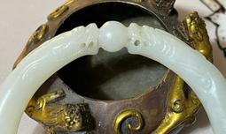 古玉【和闐青玉雙龍搶珠橢圓對鐲】 歷史價格詳細信息