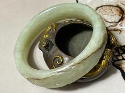 古玉【和闐青玉雙龍搶珠橢圓對鐲】 歷史價格詳細信息