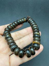 【御寶齋】--｛子岡款玉牌｝--和闐玉、潤澤、雕琢亭台人物、背面詩文．．// 廣告價第一標 // 歷史價格詳細信息