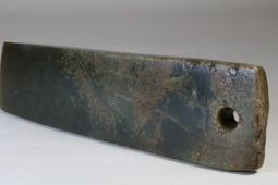 新石器時代戈壁坑口透閃石玉刀，文化期和田青玉玉斧玉刀。3597 歷史價格詳細信息