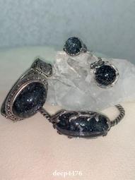 欣賞一下 近期的新包裝 紅色緞帶 全新正品 CHANEL 2024 新年包裝 歷史價格詳細信息