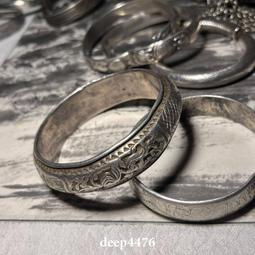 清代瓦子嵌盒子 尺寸：13*9*5.86 人物瓦子鑲嵌，品相OK，很適合實用裝玉件兒，只賣瓦子錢，送盒子，盒子也是老的，啥木頭不知道 歷史價格詳細信息