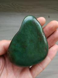 新疆和闐玉碧玉手鐲，碧玉貓眼手鐲。結構均勻細膩，熒光漂亮。圈 歷史價格詳細信息