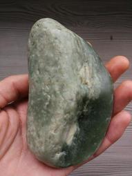 和闐玉籽料原石手把件，天然原石，無修無上，天然真皮，皮色非常35250 歷史價格詳細信息