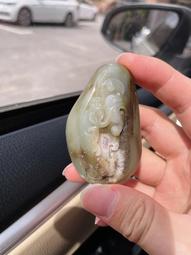 籽料仿古雙龍雞心佩新疆和闐玉籽料白玉灑金皮鏤空吊墜掛件，重1 歷史價格詳細信息