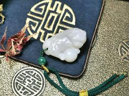 壽山瑪瑙凍石 鰲龍戲螭龍 質地晶透 光澤油亮 肉質溫潤細膩  老料子老工藝 無需保養 手摸 壽山石 印章 擺件 二手【國玉之鄉】210 歷史價格詳細信息