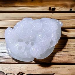 元心珠寶行 天然緬甸玉翡翠 - 白冰 貔貅 冰透水潤 歷史價格詳細信息