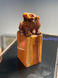 一款非常精緻漂亮的和田玉羊脂玉籽料貔貅把件，雕工精緻，上身簡單大方，67.6*33.7*30.6mm，重110.3g 歷史價格詳細信息