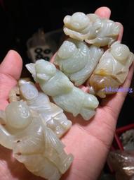 清代和田玉童子，童子執蓮，和田籽料青白玉，摩合羅化身，活潑可15074 歷史價格詳細信息