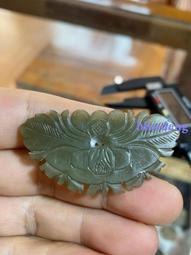 清代和田玉蝴蝶佩，帶點shou衣沁，微微發紫，全美品，無任何10188 歷史價格詳細信息