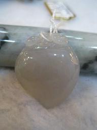 媄媄玉殿【A036936】緬甸A貨~白翡~ 蛋面 戒面 裸石~附鑑定書(免運) 歷史價格詳細信息