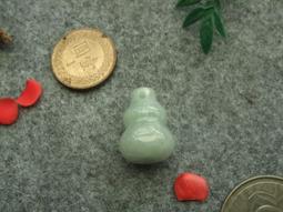 冰潤翡翠葫蘆吊墜  裸石無裂紋冰潤起膠  整體尺寸32mm-15.5mm-7m 翡翠 飾品 收藏【二手】【微淵古董】-3894 歷史價格詳細信息