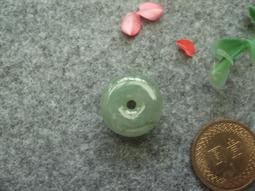 翡翠古琴吊墜正陽綠特別雅致的小掛件創匯期翡翠琴18K金扣子佩戴效果好遠遠處都很搶眼高54寬 歷史價格詳細信息