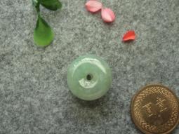 翡翠古琴吊墜正陽綠特別雅致的小掛件創匯期翡翠琴18K金扣子佩戴效果好遠遠處都很搶眼高54寬 歷史價格詳細信息