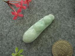 S2156玉墜子 翡翠玉A貨水潤飄綠花飽滿富貴福豆 三元豆 豆子 豆莢 吊墜 掛件 玉珮【緬甸玉翠軒】緬甸玉四季豆 歷史價格詳細信息