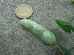 S2156玉墜子 翡翠玉A貨水潤飄綠花飽滿富貴福豆 三元豆 豆子 豆莢 吊墜 掛件 玉珮【緬甸玉翠軒】緬甸玉四季豆 歷史價格詳細信息