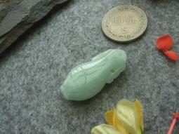 S2276玉墜子 翡翠玉A貨水潤淡底寶瓶墜子 吊墜 掛件 玉珮【緬甸玉翠軒】緬甸玉首飾品 歷史價格詳細信息