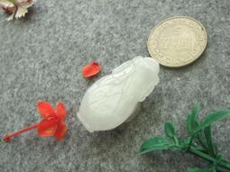 S2565玉梳子❀翡翠玉A貨水潤水好月形小梳子 刮痧板 墜子 吊墜 掛件 【緬甸玉翠軒】緬甸玉首飾品 歷史價格詳細信息