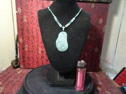 「小胖的店』超超頂級糯米冰種~飄籃花帶黃斐~緬甸玉~四大天王之一~贈長天王~玉件項練 歷史價格詳細信息