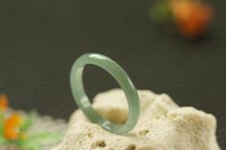 翡翠A貨戒指 15內徑 女士 帶證書 淺綠色10080 歷史價格詳細信息