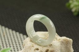 緬甸翡翠指環飄花17.7/18.8毫米全品無瑕疵 上身效果非11223 歷史價格詳細信息