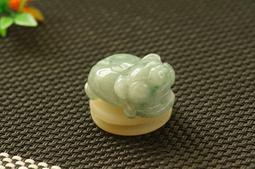 A貨飄花翡翠立體生肖羊吊墜保真黃翡小玉羊項墜送證書 歷史價格詳細信息