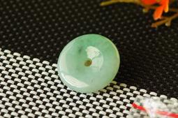 冰飄綠花翡翠平安無事牌吊墜裸石無裂紋且很厚莊種老起膠整體尺 翡翠 飾品 收藏【二手】【微淵古董】-4362 歷史價格詳細信息