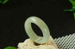 ????玉髓扳指圈戒圈指????珊瑚玉髓Gsu 51戒圍內直徑18mm 手工特挑玉石創作戒指????我穿過妳的溫柔.讓妳沉醉 歷史價格詳細信息