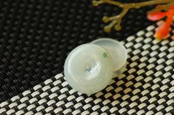 冰飄花帶紫翡翠蝴蝶左邊有紫很漂亮起光的厚嘟嘟的立體蝴蝶品質很好 翡翠 飾品 收藏【二手】【微淵古董】-2947 歷史價格詳細信息