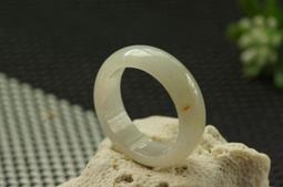 白底青玉戒 玉扳指 天然緬甸硬玉A貨【文華珠寶翡翠專賣店】 歷史價格詳細信息