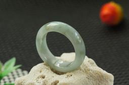 緬甸翡翠指環飄花17.7/18.8毫米全品無瑕疵 上身效果非11223 歷史價格詳細信息